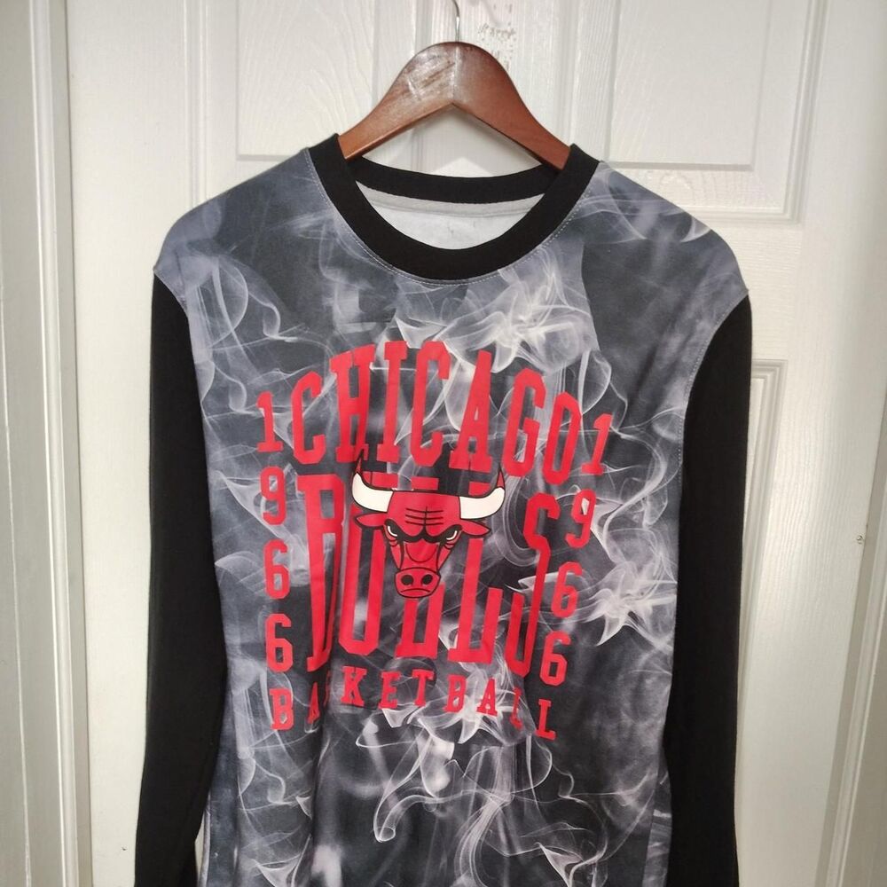 Nba Men's Black and White Sweatshirt